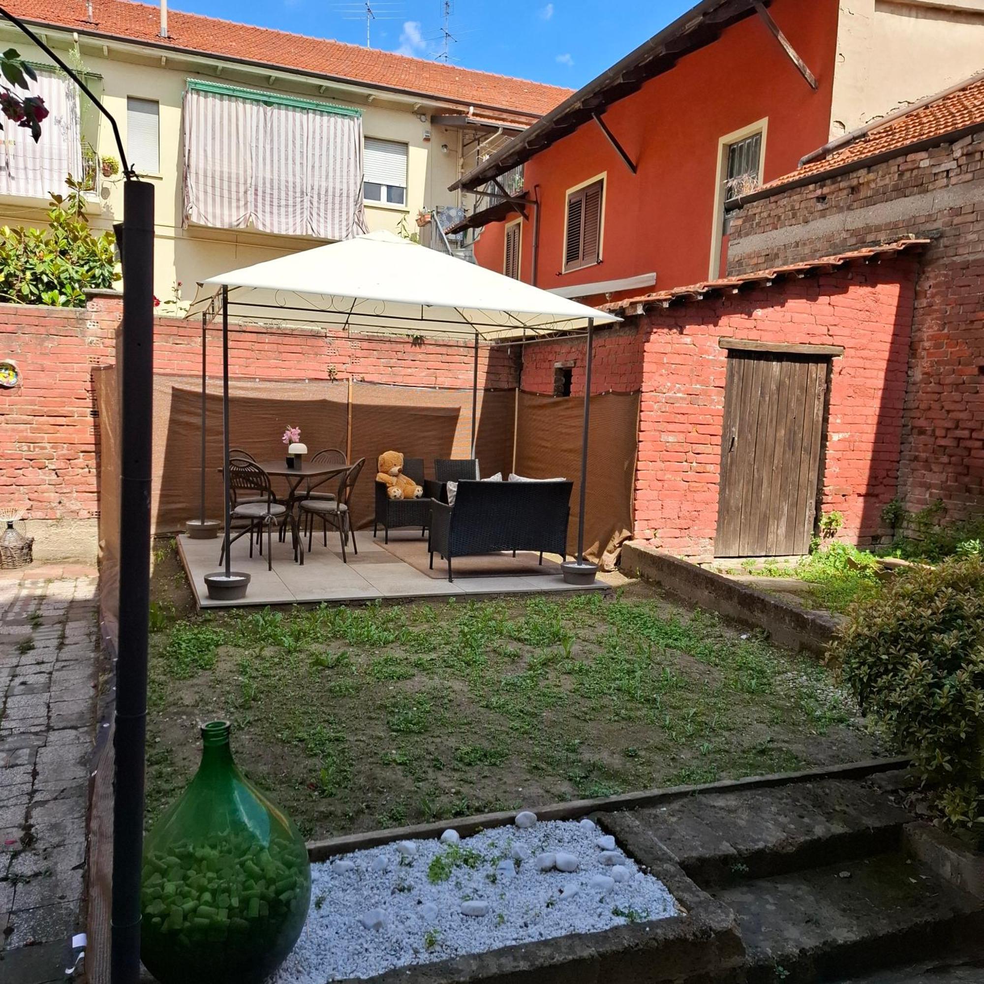 Apartmán Casa Magenta Asti Exteriér fotografie